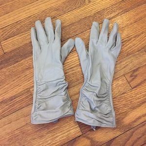 H&M gray leather gloves