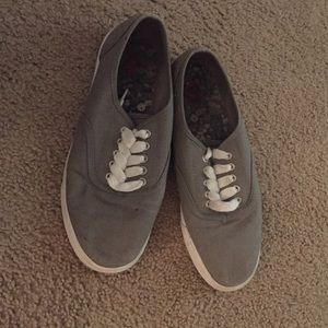 Gray knock off vans