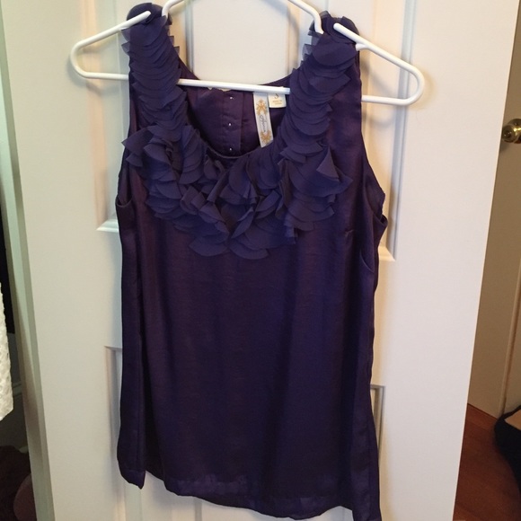 Purple Tank Top with Ruffled Collar