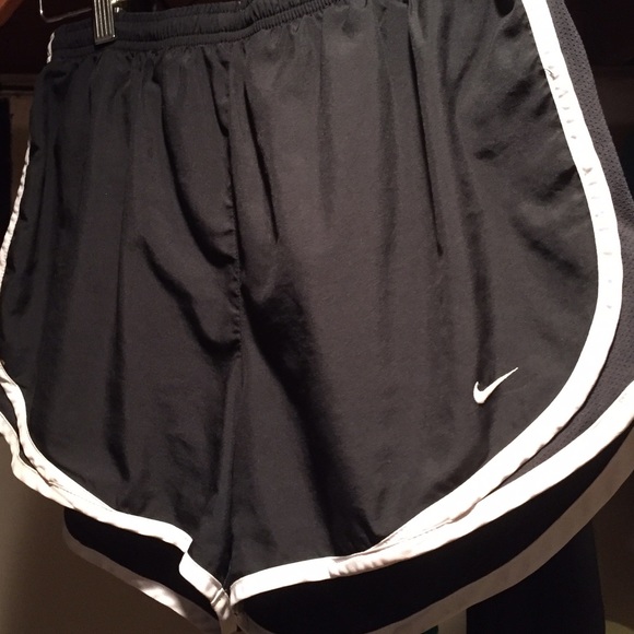 nike tempo shorts sizing
