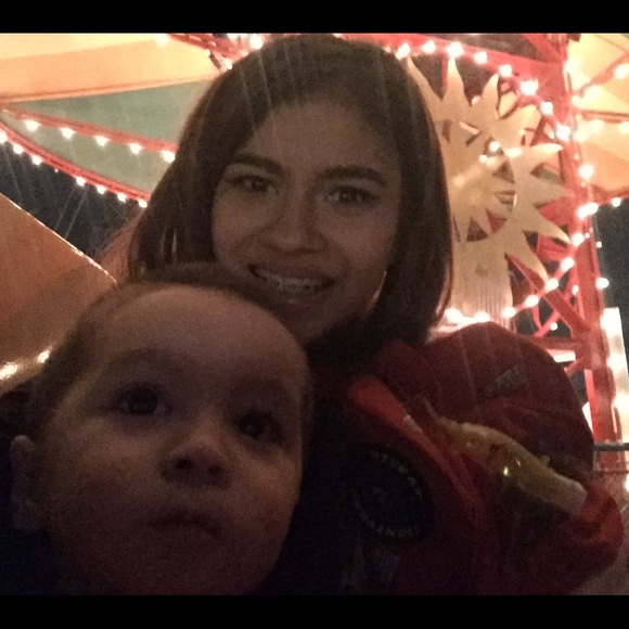 Meet your Posher, Raquel