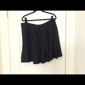 NWOT Pleated Black Skirt