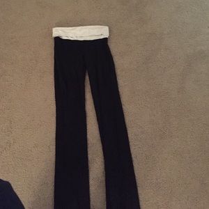 VS yoga pants