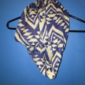 Blue and Cream Scarf