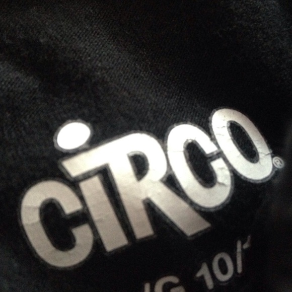 Shorts - Picture 2 of 2