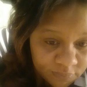 Meet your Posher, Latonya