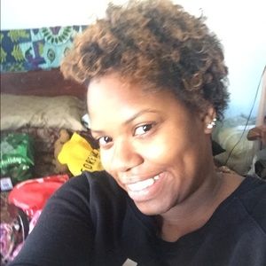 Meet your Posher, Alycia