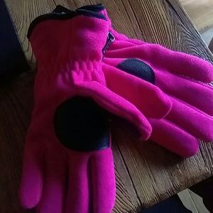 Brand new winter gloves