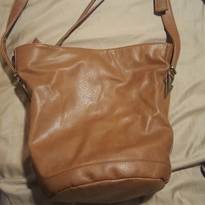 Faux leather Bucket bag!