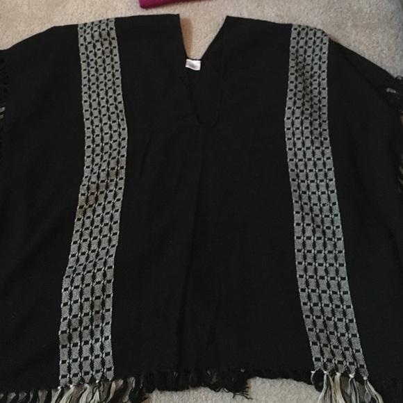 Poncho from Francesca's - Picture 1 of 2