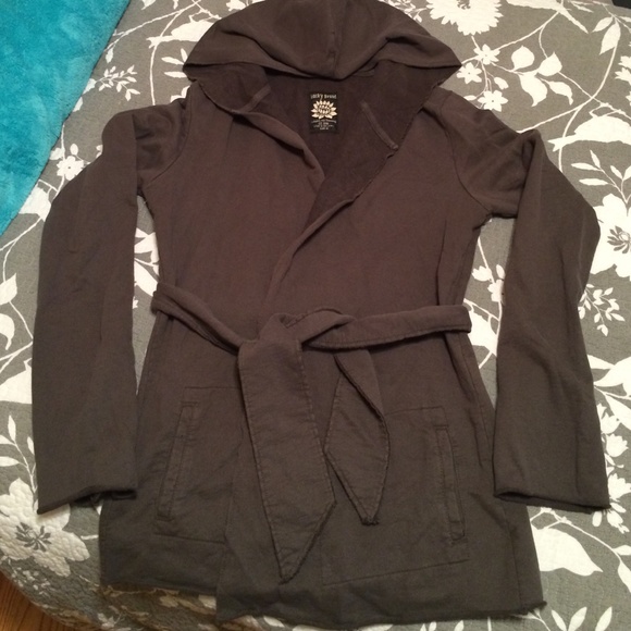 Lucky brand dark grey tie at waist sweater