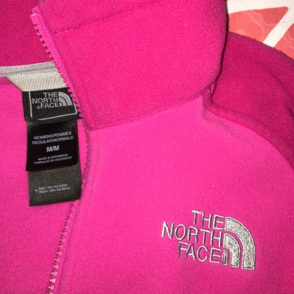 The North Face Fleece Jacket - Picture 4 of 4
