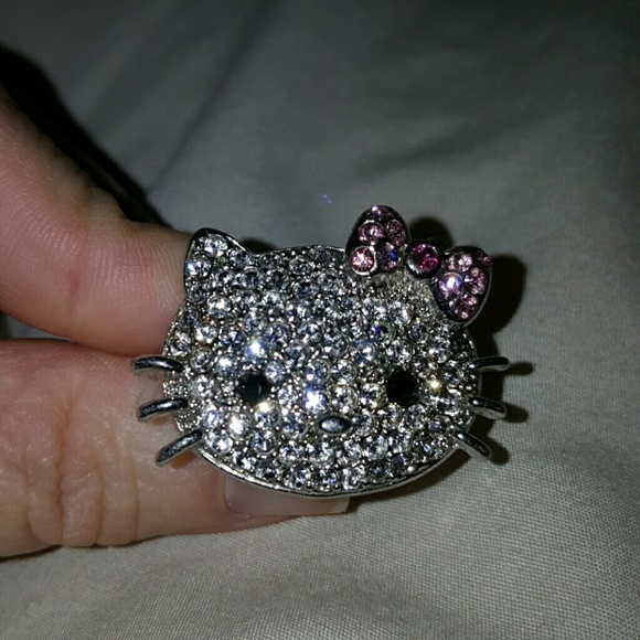 Hello Kitty Crystal Ring