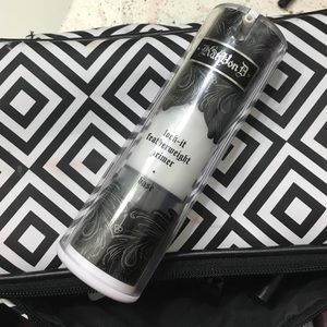 KAT VON D PRIMER