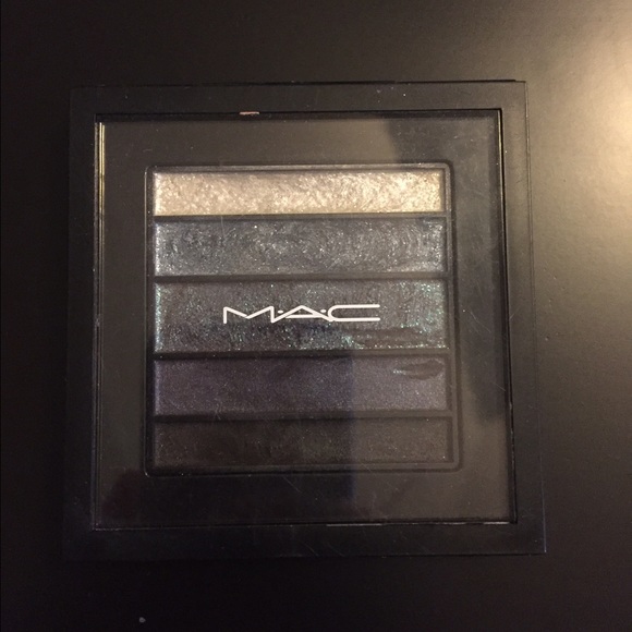 MAC VELUXE PEARLFUSION SHADOWS
