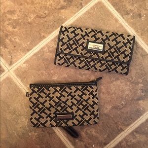 Tommy Hilfiger bundle. Wallet and wristlet.