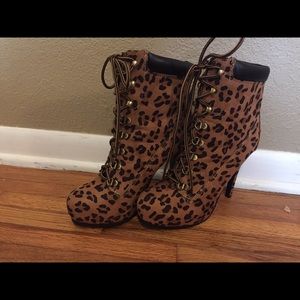 Leopard platform booties!