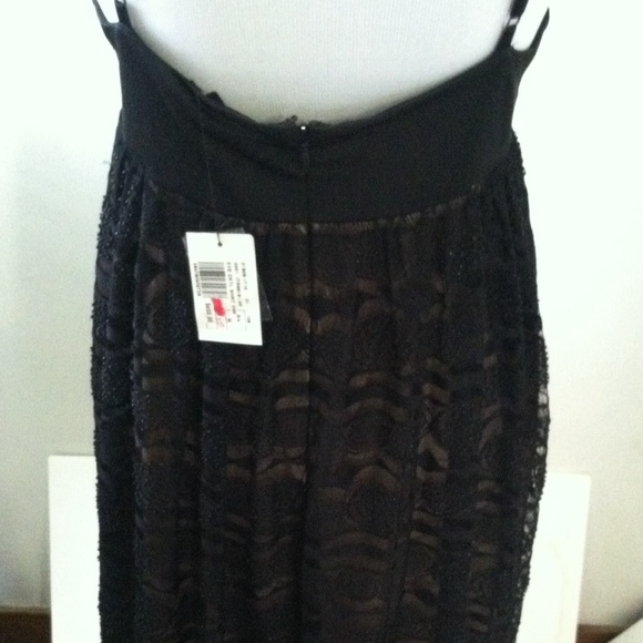 BCBG Maxazria flapper dress likeNWT - Picture 4 of 4