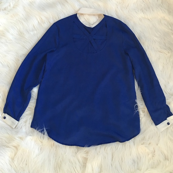 Button up. - Picture 3 of 4