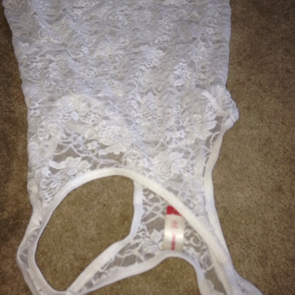 Bundle - Picture 3 of 3