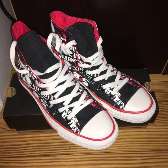 Converse All Star Graphic Print High Top Sneakers - Picture 3 of 4