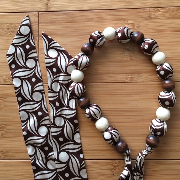 Cute stylish necklace or head band! - Picture 3 of 4