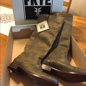 Frye Boots - Melissa Trapunto Sz 9.5