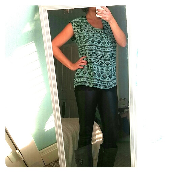 Bongo tribal top