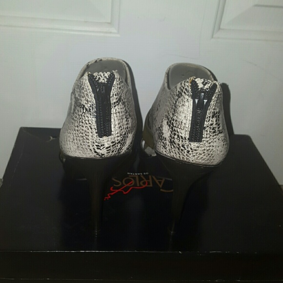 Shoes - Picture 3 of 3