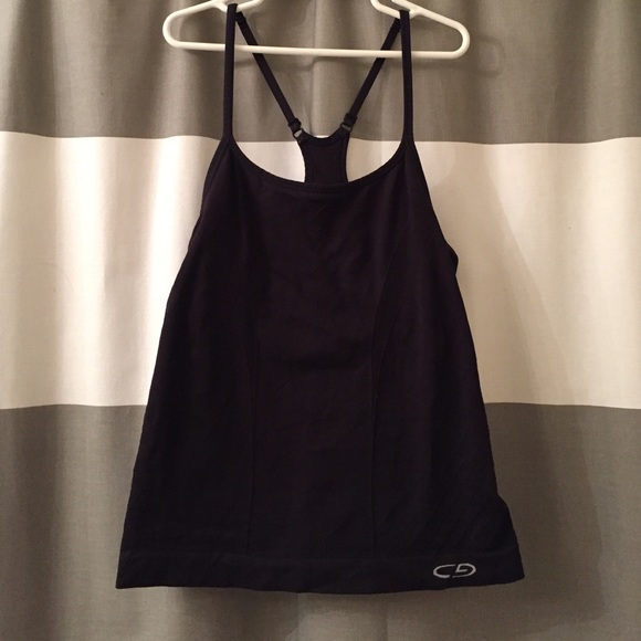 SOLD: Workout top BUNDLE