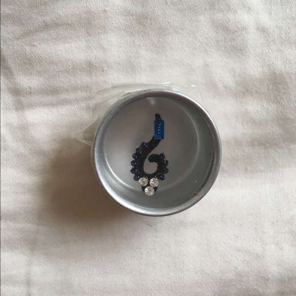 Blue bindi with rhinestones