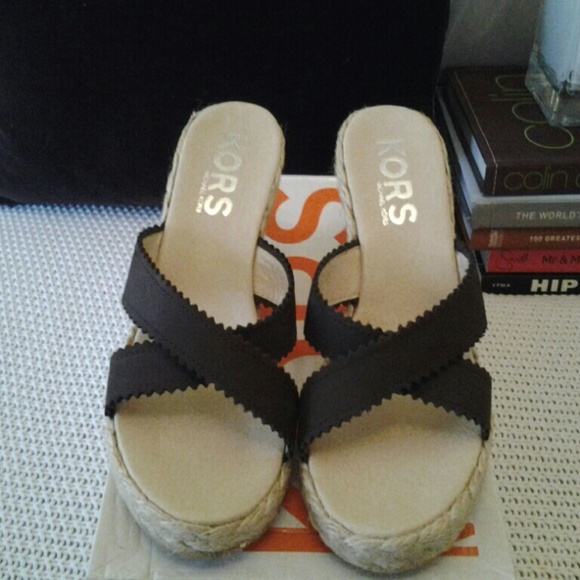 MICHAEL KORS ESPADRILLE MULES 9M - Picture 1 of 4