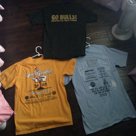 Greek t-shirt bundle! - Picture 2 of 4