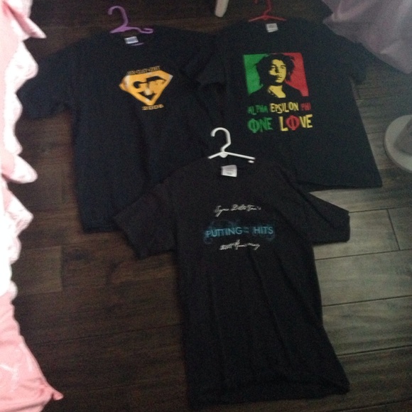 Greek t-shirt bundle! - Picture 3 of 4