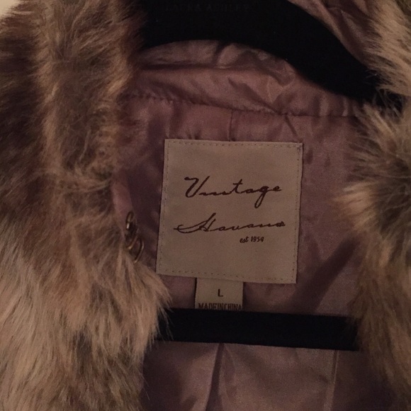 Faux Fur Vest by Vintage Havana SZ L - Picture 2 of 4