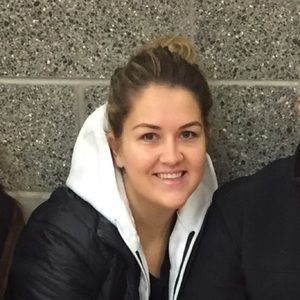 Meet your Posher, Caitlin