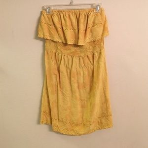 Tie dye, yellow strapless dress
