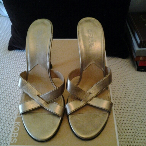 MICHAEL  KORS  MULE SANDALS 10M - Picture 1 of 4