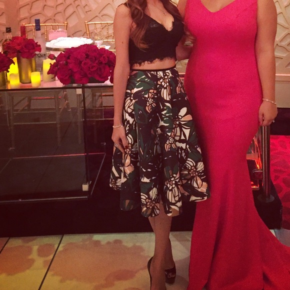 Beautiful full midi skirt