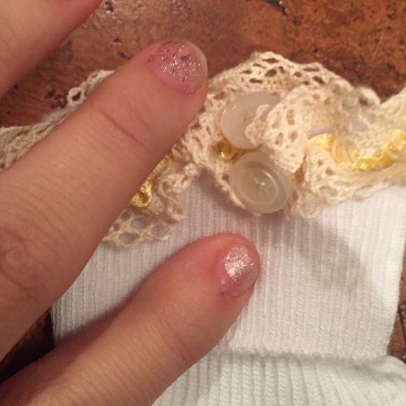 White children's socks with white buttons - Picture 2 of 3