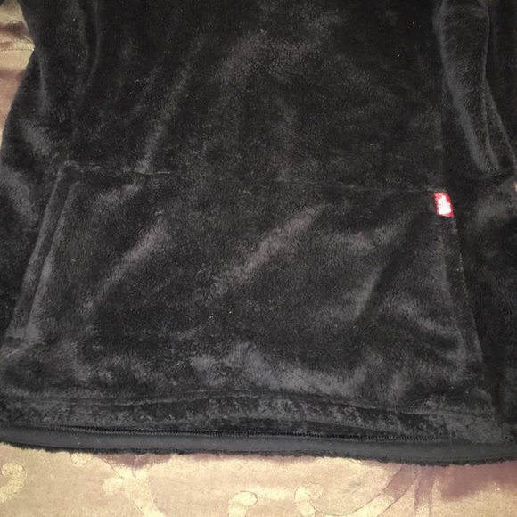 The North Face Quarter Zip - Picture 4 of 4