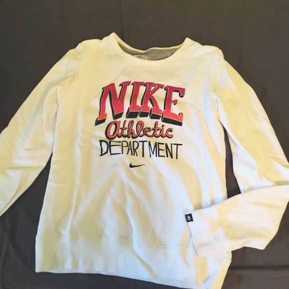 Nike pullover
