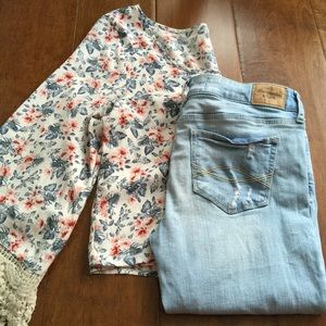 Destroyed Light Wash Super Skinny Jeans