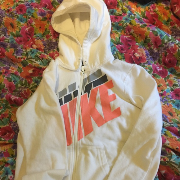 Nike hoodie - Picture 2 of 2
