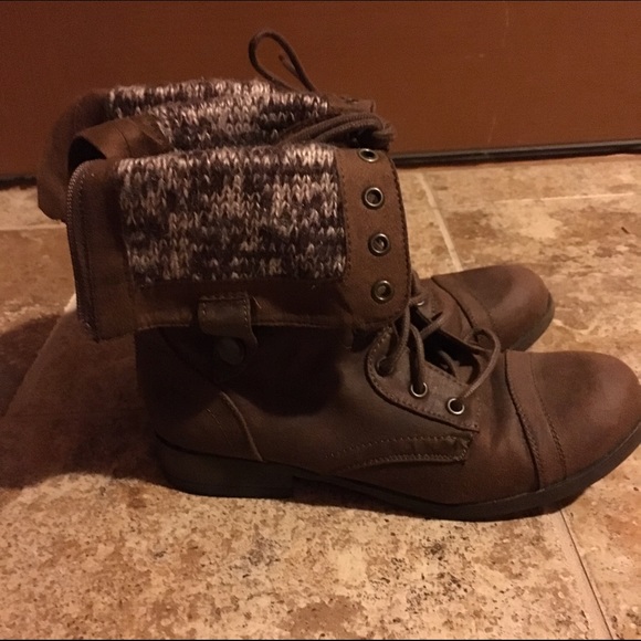 Mossimo brown combat boots