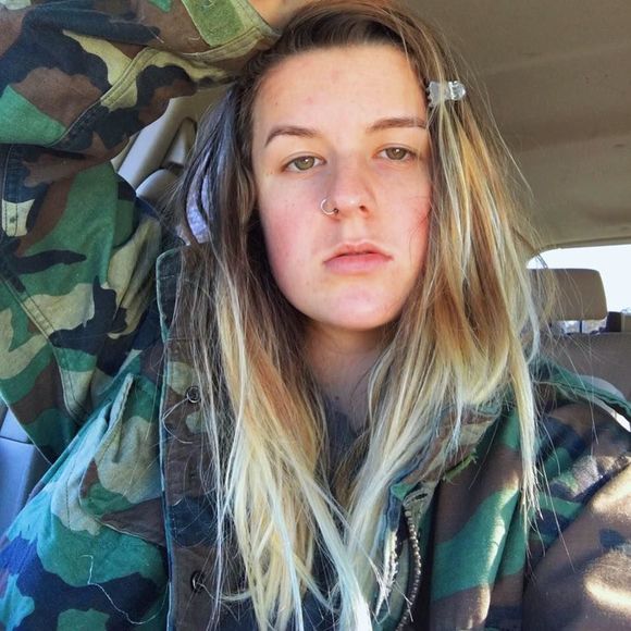 Meet your Posher, Hannah