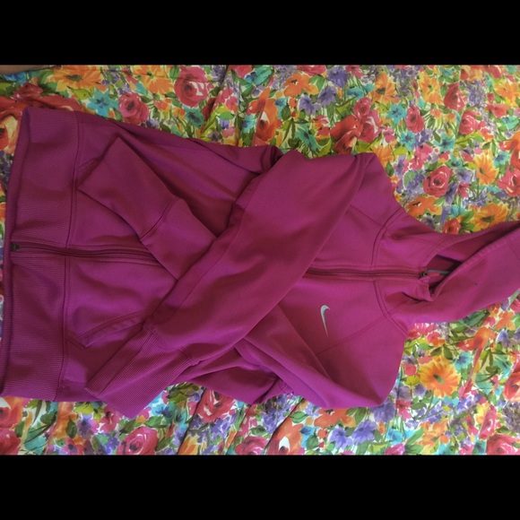 Nike hoodie - Picture 2 of 4