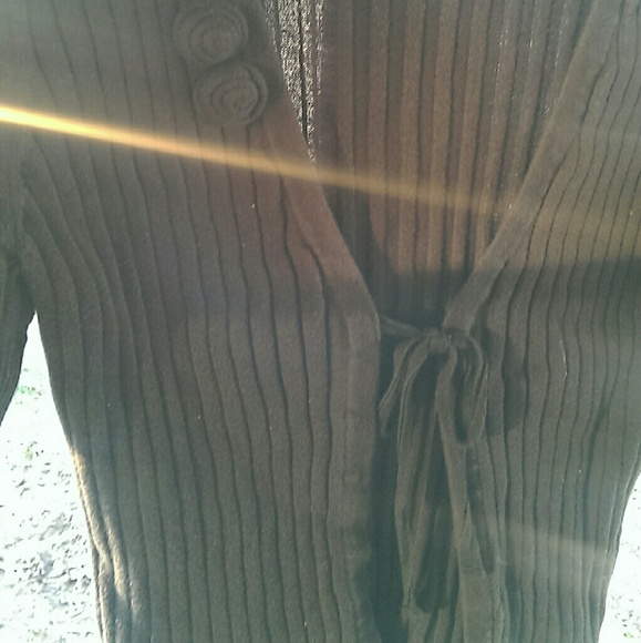 Sweater - Picture 3 of 3