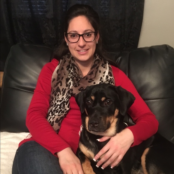 Meet your Posher, Amanda - Picture 1 of 1