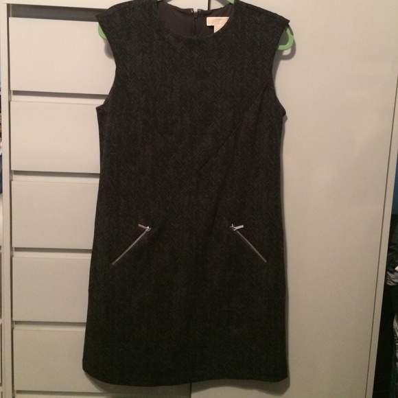 Michael Kors Dresses & Skirts - Michael Kors Sleeveless Black/Gray Dress Large